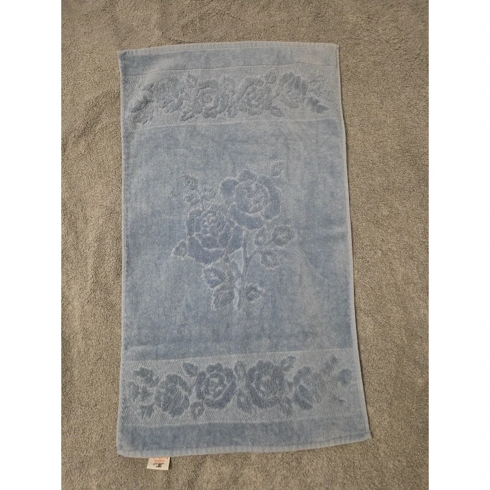 Vintage‎ Light Blue Cannon Royal Family Hand Towel Roses 15x26